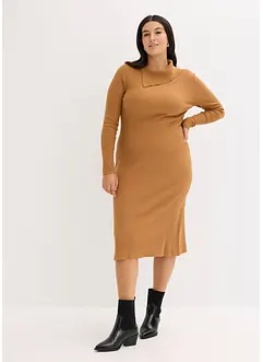 Stickad klänning i följsam viskosmix, bonprix