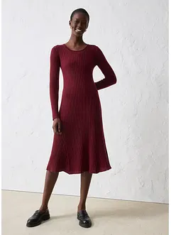 Stickad klänning i merinoull, bonprix