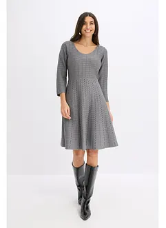 Stickad klänning i följsam viskosmix, bonprix