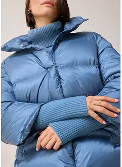 Dunjacka med återvunnet dun och stickade ärmar, bonprix