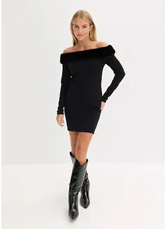 Stickad klänning med fuskpäls, bonprix