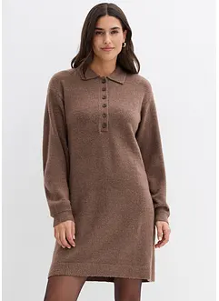 Stickad klänning med knappslå, bonprix