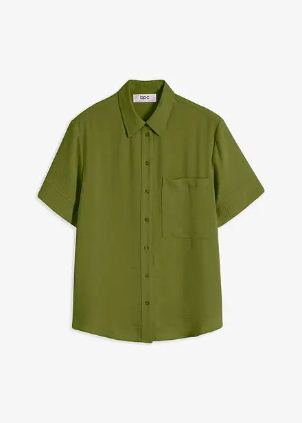 Blus med bröstficka och halvlånga ärmar