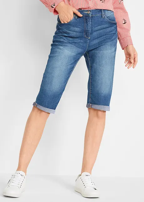 Stretchiga jeansbermudas med uppvikta benslut, bonprix