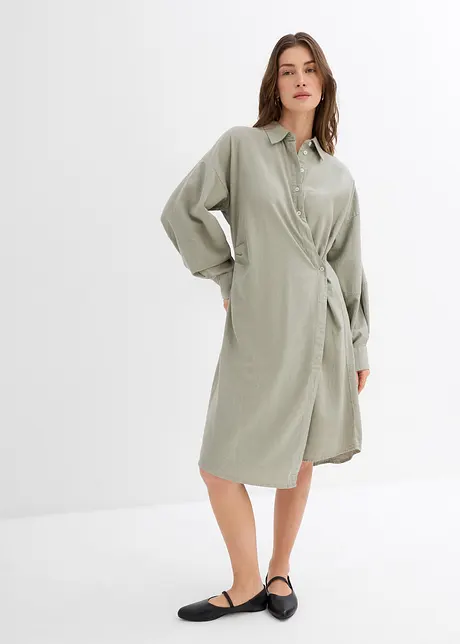 Asymmetrisk skjortklänning i bomullsmix, bonprix