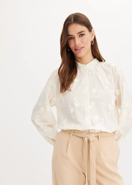 Lätt transparent blus med blomapplikation, bonprix