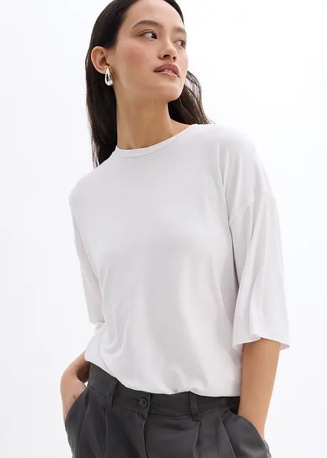 T-shirt av fintrådigt viskosmaterial, bonprix