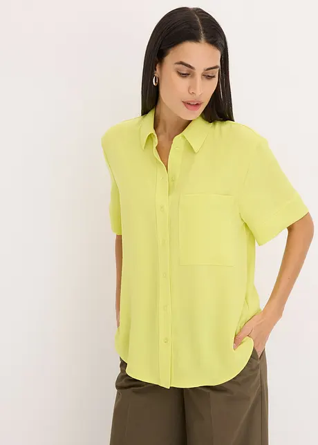 Blus med bröstficka och halvlånga ärmar, bonprix