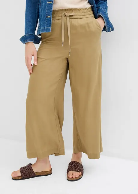 Dra på-byxa av Tencel i 7/8-längd, bonprix