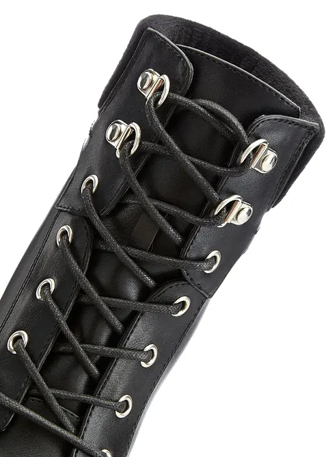 Högklackad stövlett med snörning, bonprix