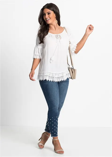 Tunika med spets i mjuk viskos, bonprix