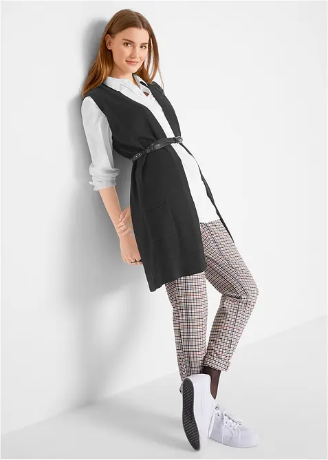 L&aring;ng stickad v&auml;st med fickor, bonprix