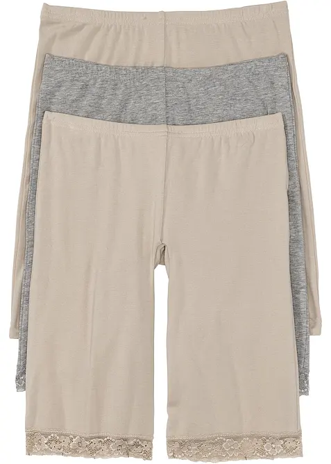 En förmånlig förpackning med boxertrosor med långa ben i ett mjukt material, bonprix