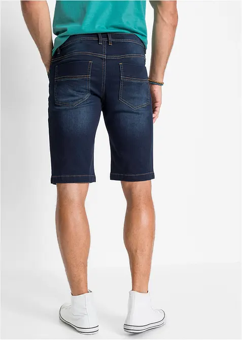 Stretchiga jeansshorts med bekv&auml;mt snitt, Regular Fit, bonprix