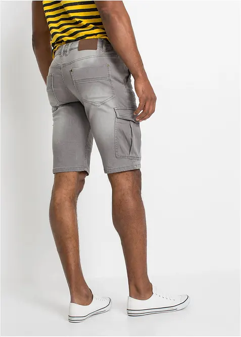 Jeansshorts i trikå, Regular Fit, bonprix