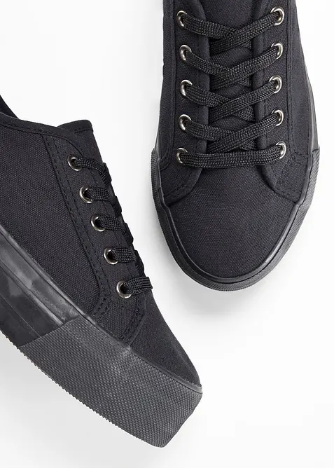 Sneakers med plat&aring;sula i bomullscanvas, bonprix
