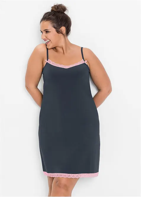 Kort nattlinne med diskret spets, bonprix