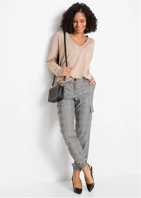 V-ringad oversizetröja i viskosmix, bonprix