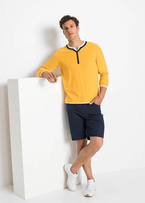 Stretchiga bermudas, klassisk passform, bonprix