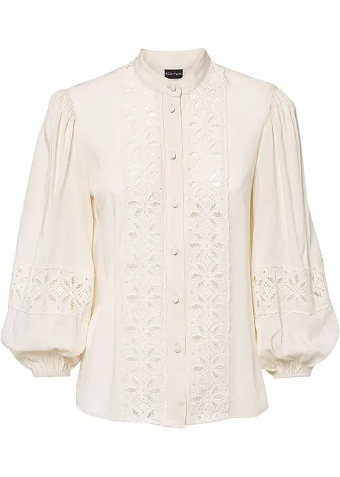 Blus med spets i mjuk viskosmix, bonprix