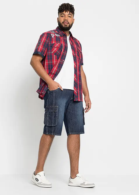 Jeansshorts i cargomodell, normal passform, bonprix
