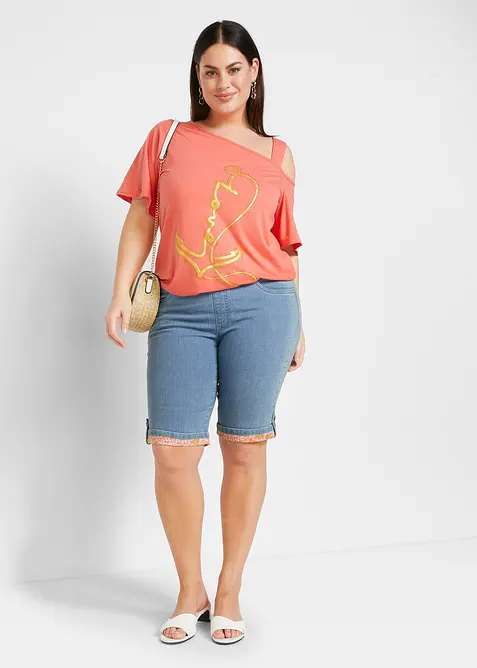 Jeansshorts med kontrasterande benslut, bonprix