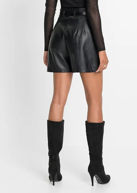 Shorts i skinnimitation med skärp, bonprix