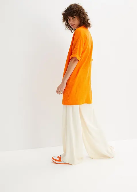 L&aring;ng muslinblus i oversizemodell av bomullsmuslin, bonprix