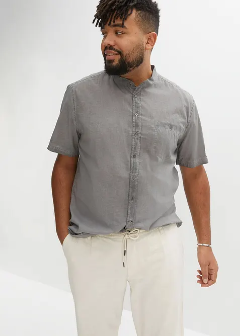 Kort&auml;rmad skjorta med tv&auml;ttad look, bonprix