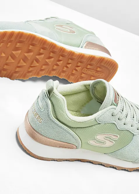 Sneakers med memoryskum från Skechers, Skechers