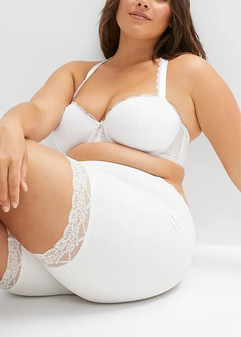 Cykelbyxa med anti-skav-effekt&nbsp;i svalkande material, bonprix