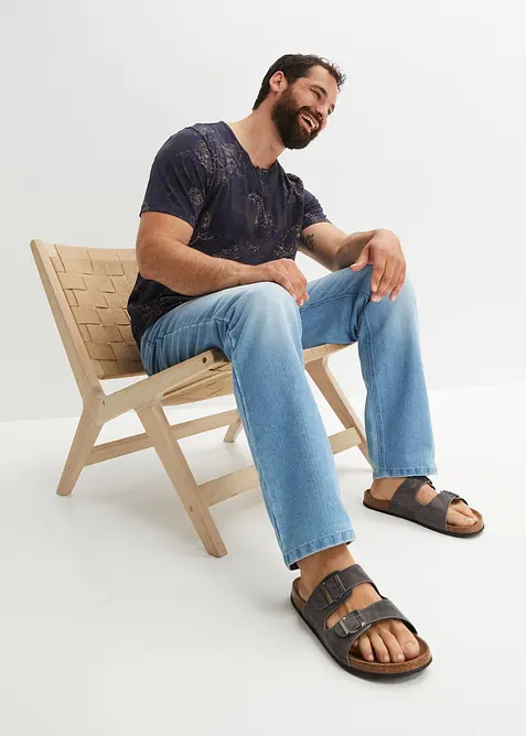 Jeans, klassisk passform, raka ben, bonprix