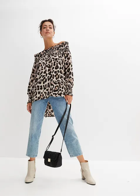 Blus som &auml;r l&auml;ngre bak &auml;n fram, bonprix