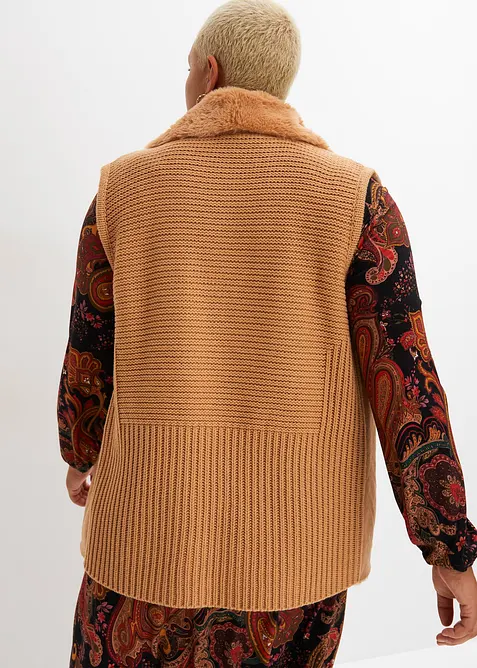 Väst i pälsimitation, bonprix