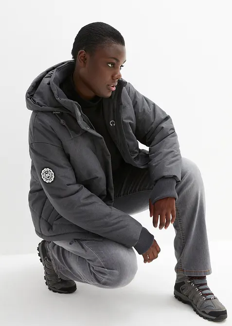 Vattenavvisande friluftstäckjacka i oversizemodell, bonprix