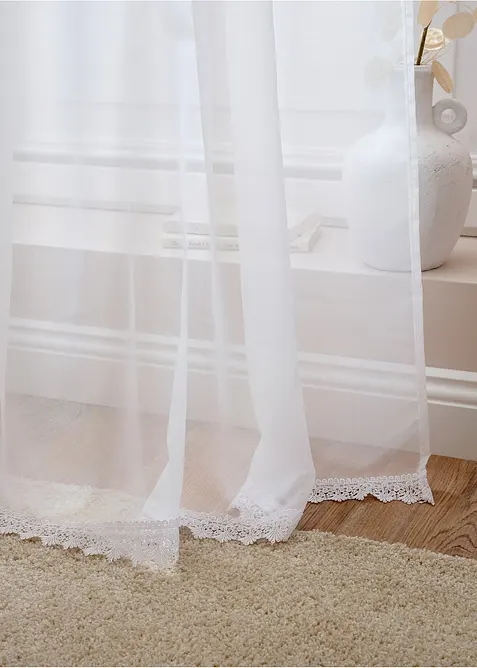 Gardinstore med återvunnen polyester och spetskant, bonprix