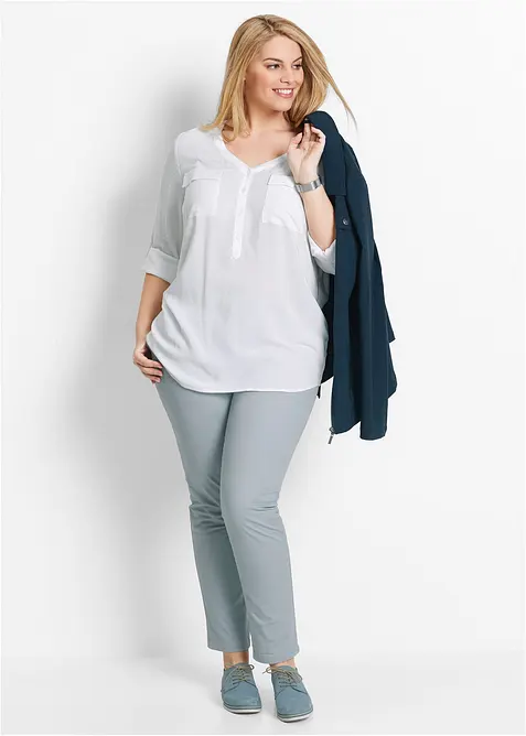 V-ringad blus i f&ouml;ljsam viskos, l&aring;ng&auml;rmad, bonprix