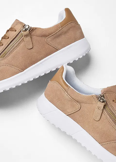 Sneakers i mocka, bonprix