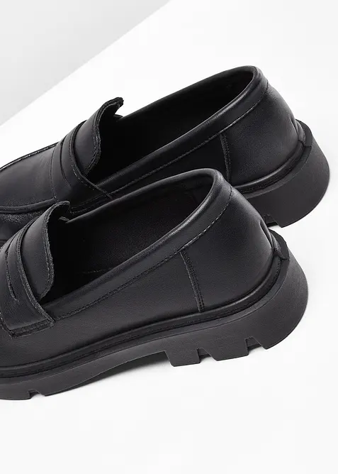 Kraftiga loafers med lätt sula, bonprix