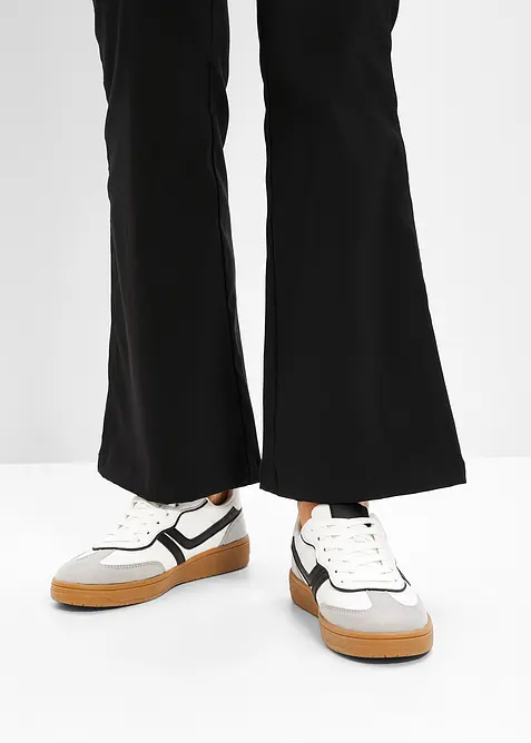 Sneakers med retrolook, bonprix