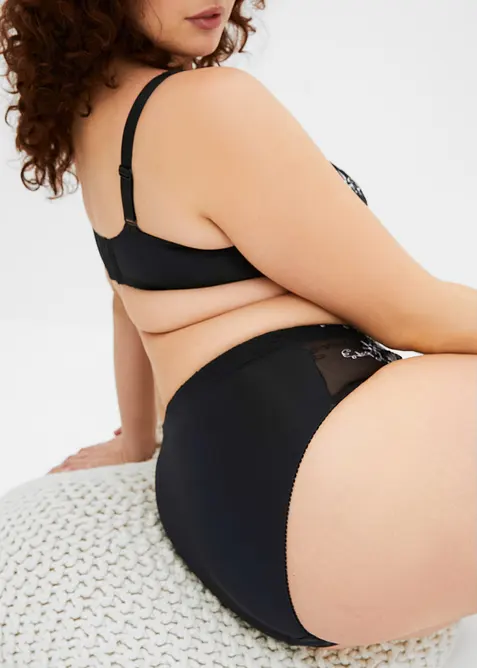 Formande trosa med broderi (2-pack), bonprix