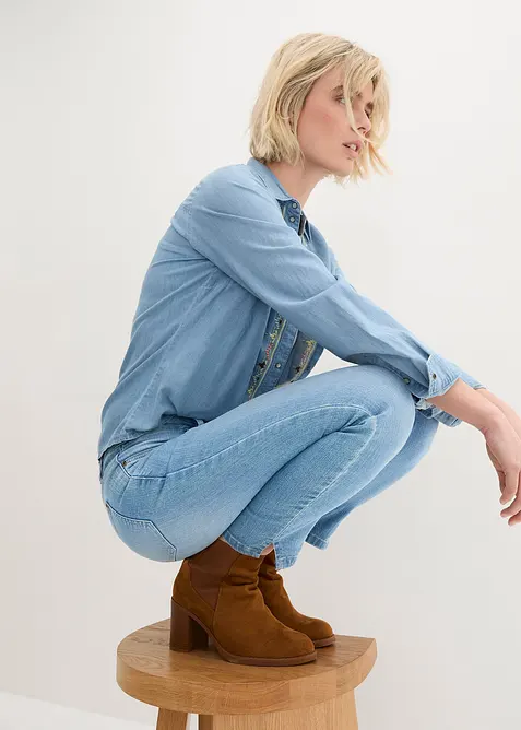 Bekväma 7/8-stretchjeans med slits, bonprix