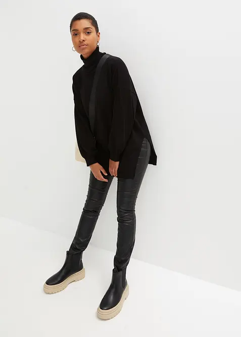 Lång polotröja i viskosmix, bonprix