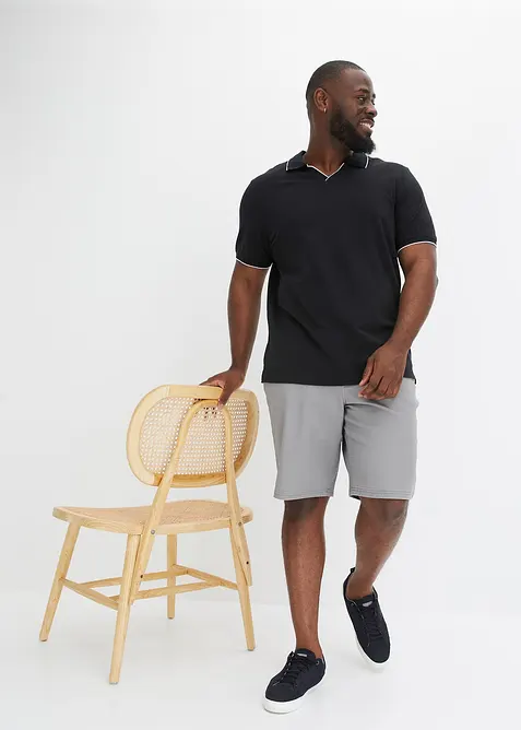 Stretchiga bermudas, klassisk passform, bonprix