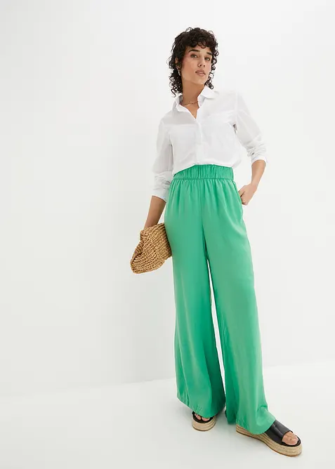 Lätt, böljande palazzobyxa i lång modell med hög midja och bekväm linning, bonprix