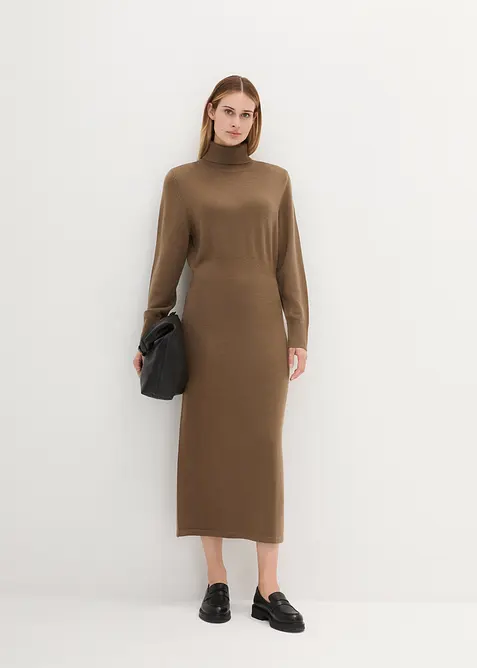 Stickad kl&auml;nning i merinoull, bonprix