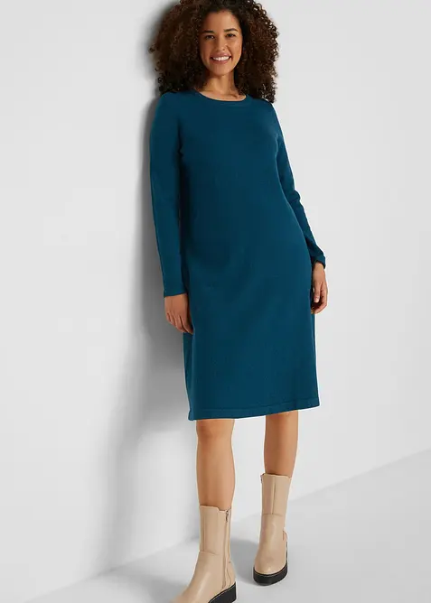 Stickad klänning med återvunnen bomull, bonprix