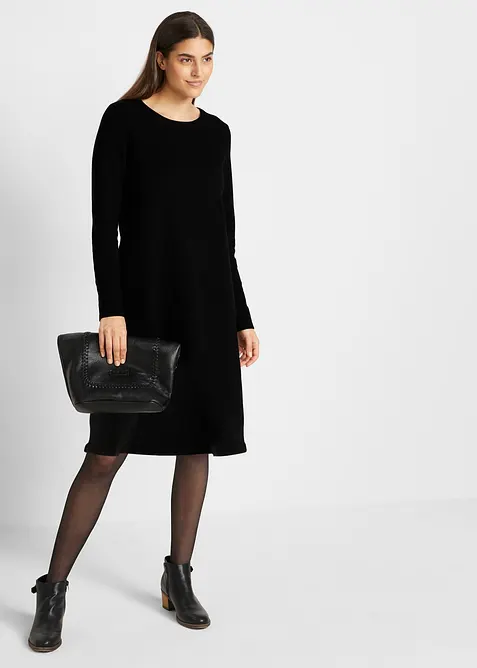 Stickad klänning med återvunnen bomull, bonprix