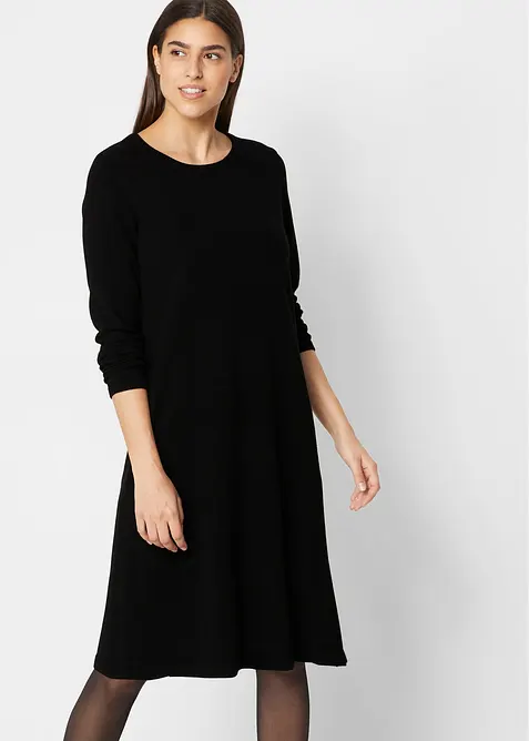 Stickad klänning med återvunnen bomull, bonprix