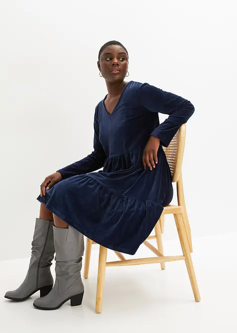 Minikl&auml;nning av elastisk sammet, bonprix